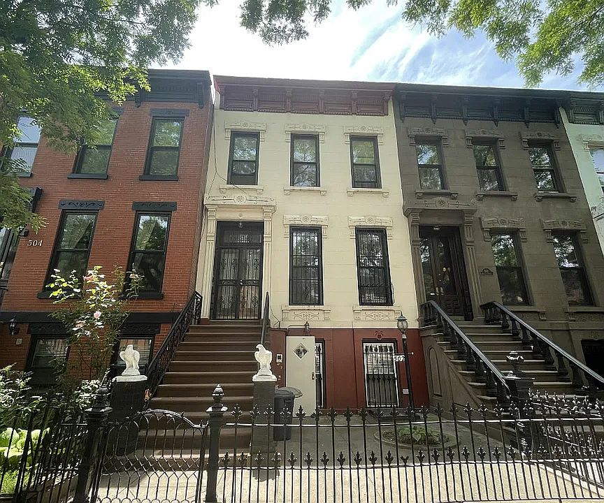 1st image of 502 Halsey St