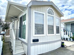 110 El Crystal Dr, Santa Rosa, CA 95407