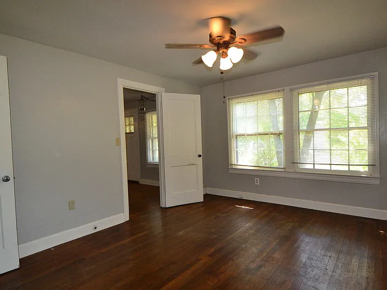 3408 Lafayette Ave — Photo 9