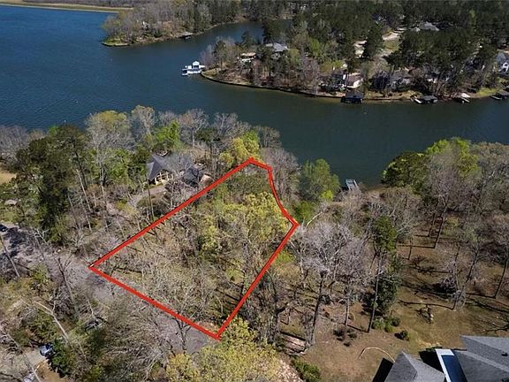 4th image of 76 Woodland Dr