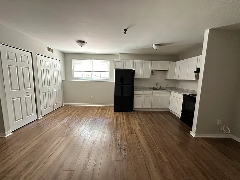 140 Sheffield Ave #2AA — Photo 1