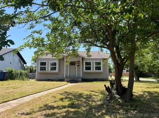 304 E 45th Ct, Tulsa, OK 74105