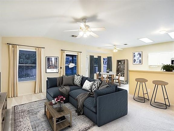 3rd image of 702 Le Ann Ln