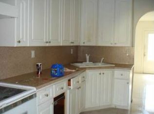5421 SW 28th St, Hollywood, FL 33023