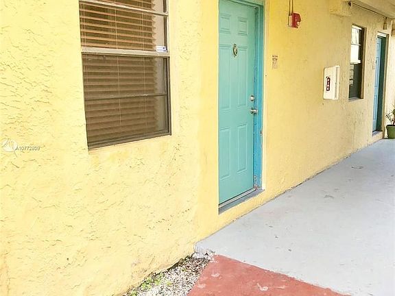 4th image of 9460 Fontainebleau Blvd APT 134