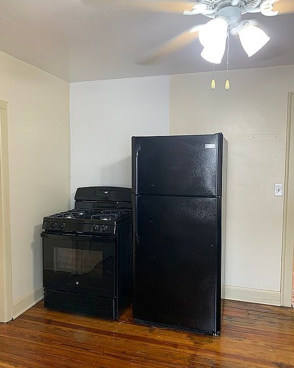 1st image of 3678 E 114th St