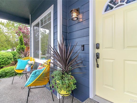 3rd image of 4416 137th St SE