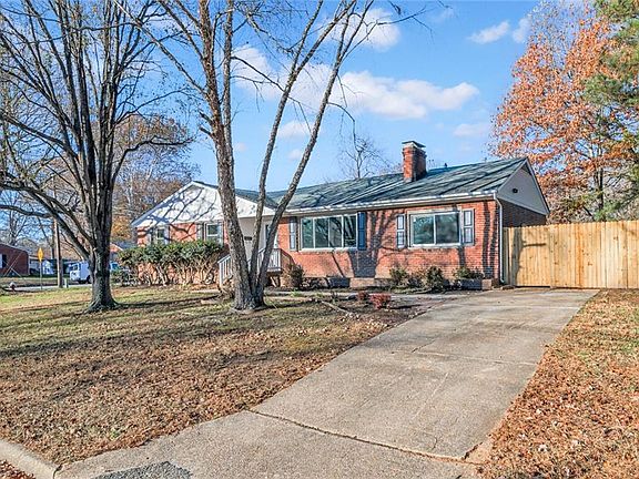 4th image of 124 Allison Rd