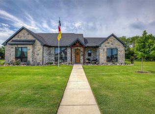 1025 Sinopa St, Caddo Mills, TX 75135