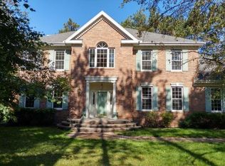 2230 Shadowview Cir, Plover, WI 54467