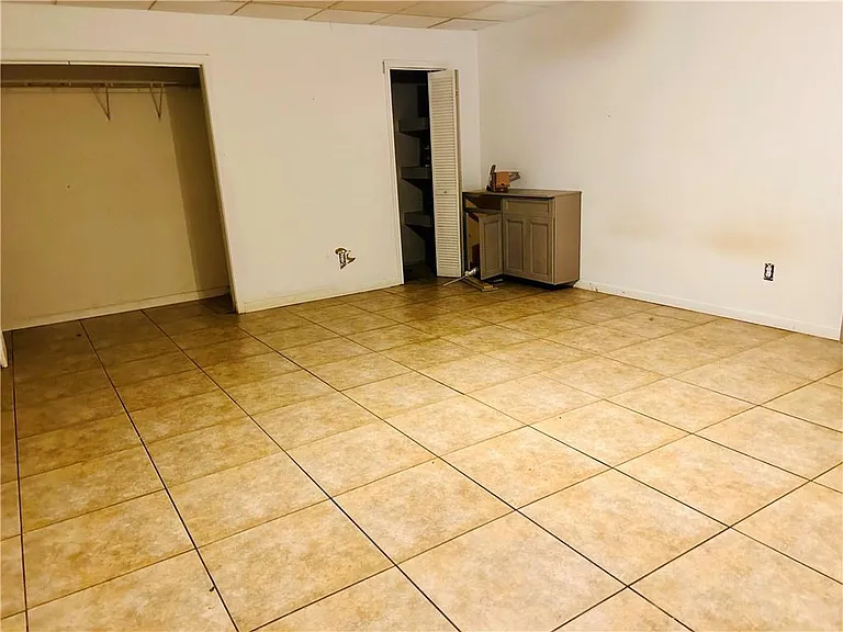 2580 Binghampton Ln — Photo 12