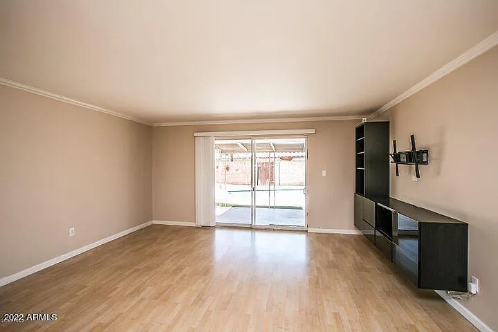 7326 E Vernon Ave — Photo 14