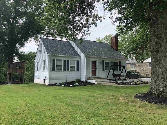 3rd image of 416 E Adair St