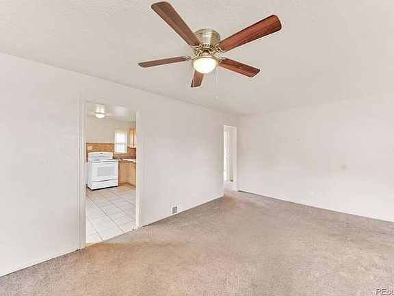 3rd image of 2835 Olive St