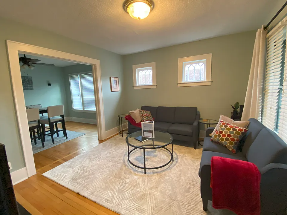 244-46 Woodruff Ave #246