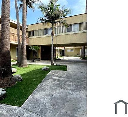 2nd image of 4525 Santa Rosalia Dr #26