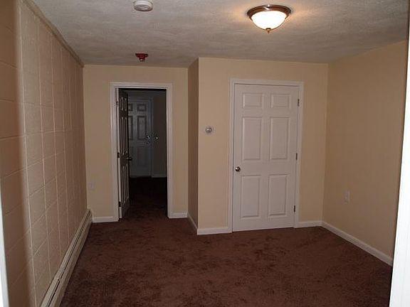 5th image of 50 W Warwick Ave APT 7