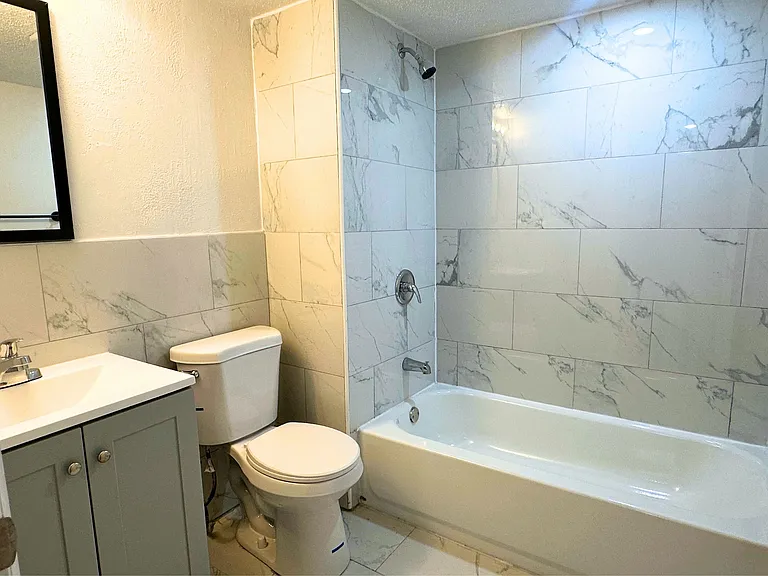 * Photos are of a similar unit and are for reference only.
