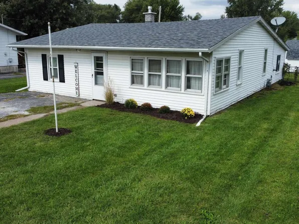 2927 54th Ave W, Milan, IL 61264