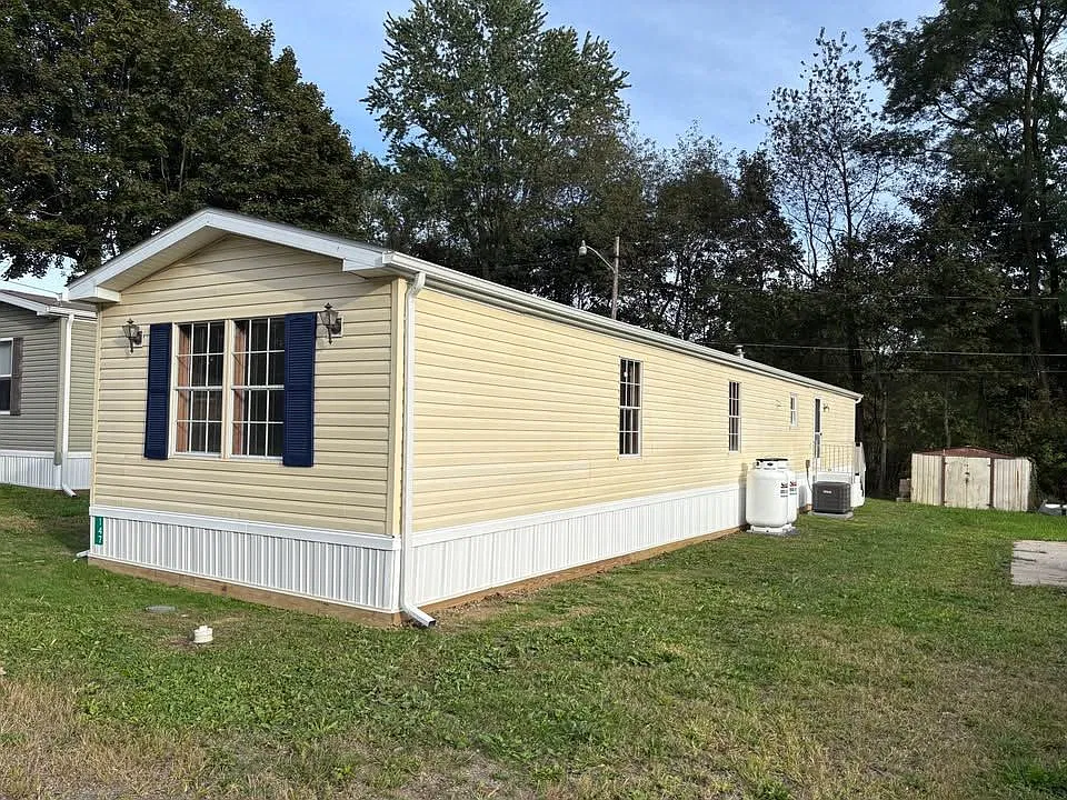 3 bed, 2.0 bath, 1120 sqft, $850 — Photo 4