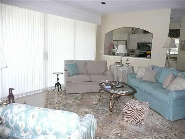 124 Legendary Cir — Photo 6