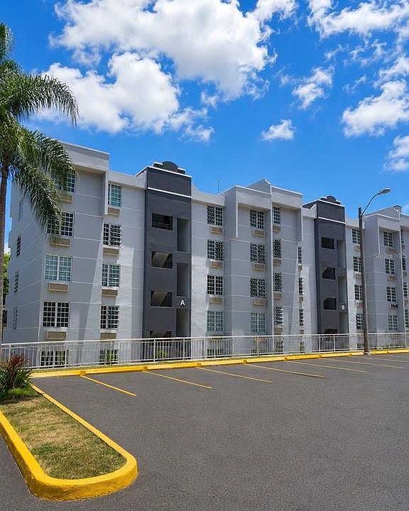 1st image of Cond Vista Serena VISTA SERENA #A302