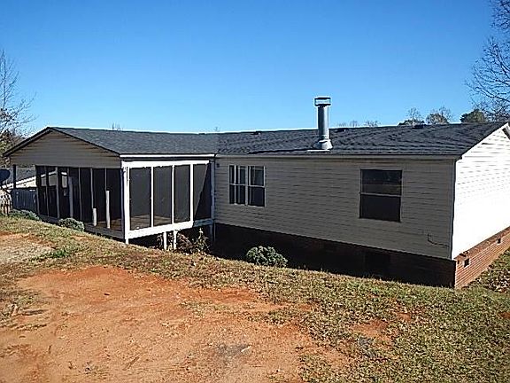 2nd image of 120 Homes Pond Ln