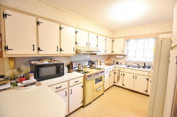 4th image of 2120 Joyce Ct