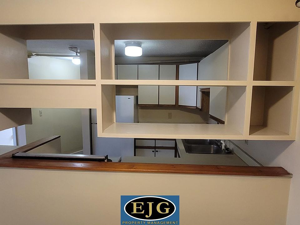 72 Main St Raymond NH Zillow