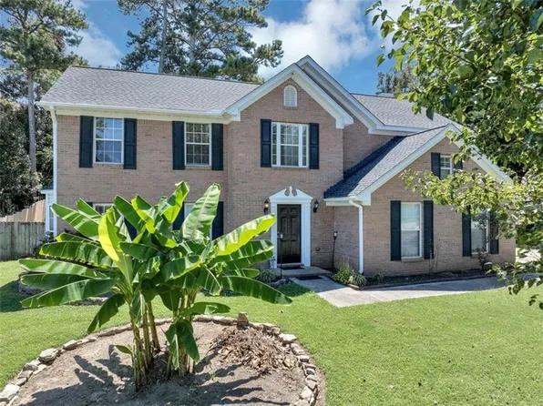 415 Madison Chase Dr, Lawrenceville, GA 30045