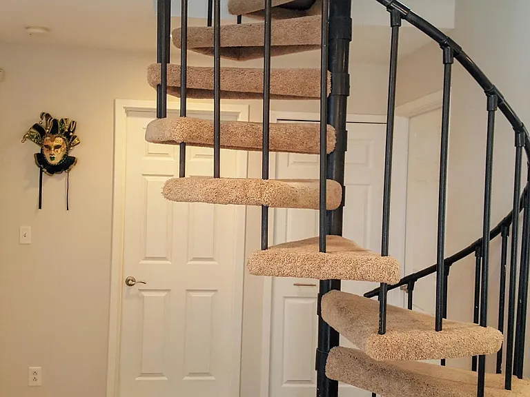 799 Emmons Ave — Photo 12