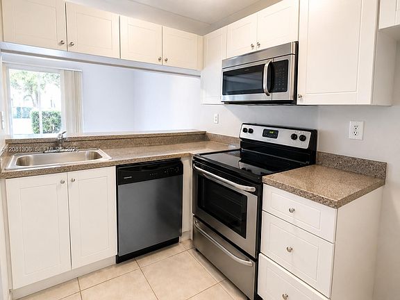 5th image of 9509 SW 138th Pl #9509