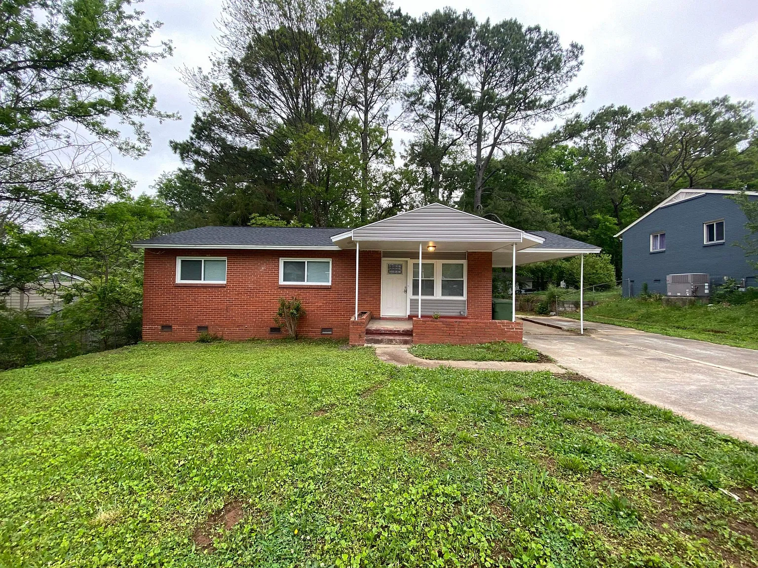 2108 Medaris Rd NW — Photo 1