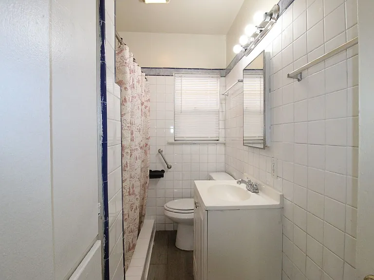 2816 W Vernon Ave — Photo 6