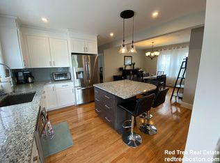 416 Baker St #1A, West Roxbury, MA 02132