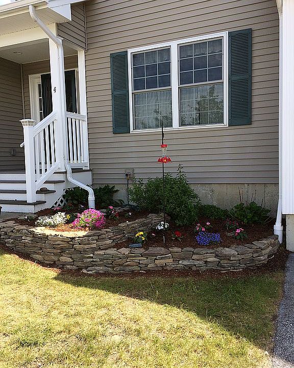 2nd image of 4 Brittany Ln