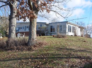 4698 W Snake Lick Rd, Berry, KY 41003