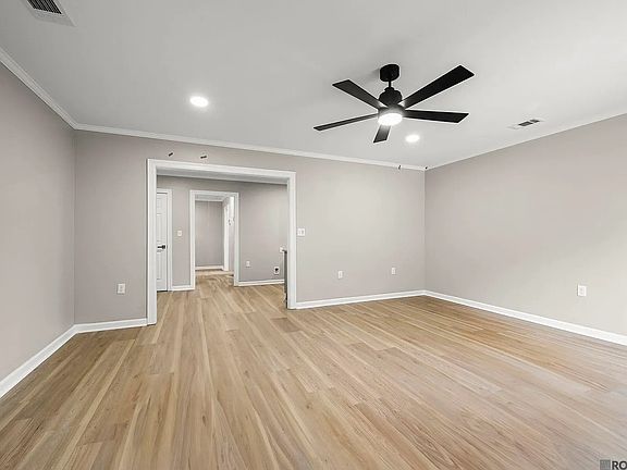 2nd image of 10011 Avenue B