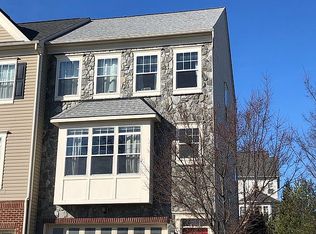 93 Hunting Creek Ln, Stafford, VA 22556