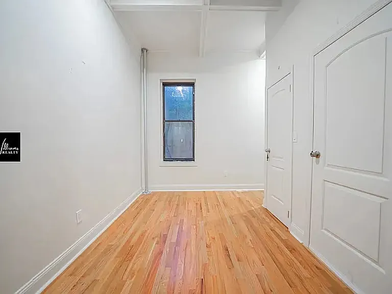 853 Putnam Ave #1 — Photo 24