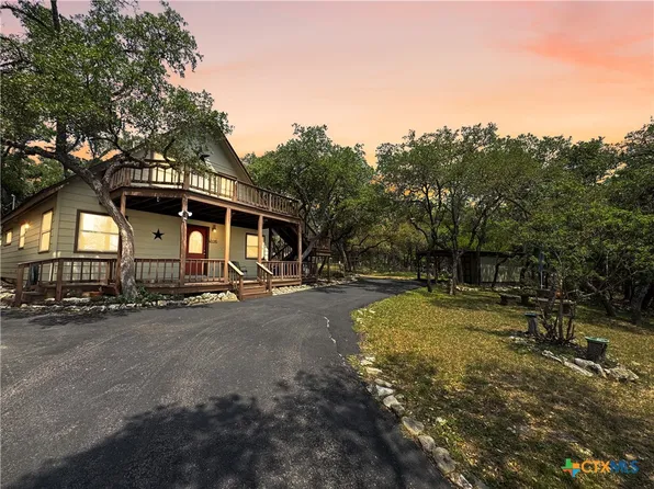 209 Lake Frst, Canyon Lake, TX 78133