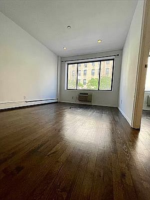 1st image of 530 W 47th St APT 3C