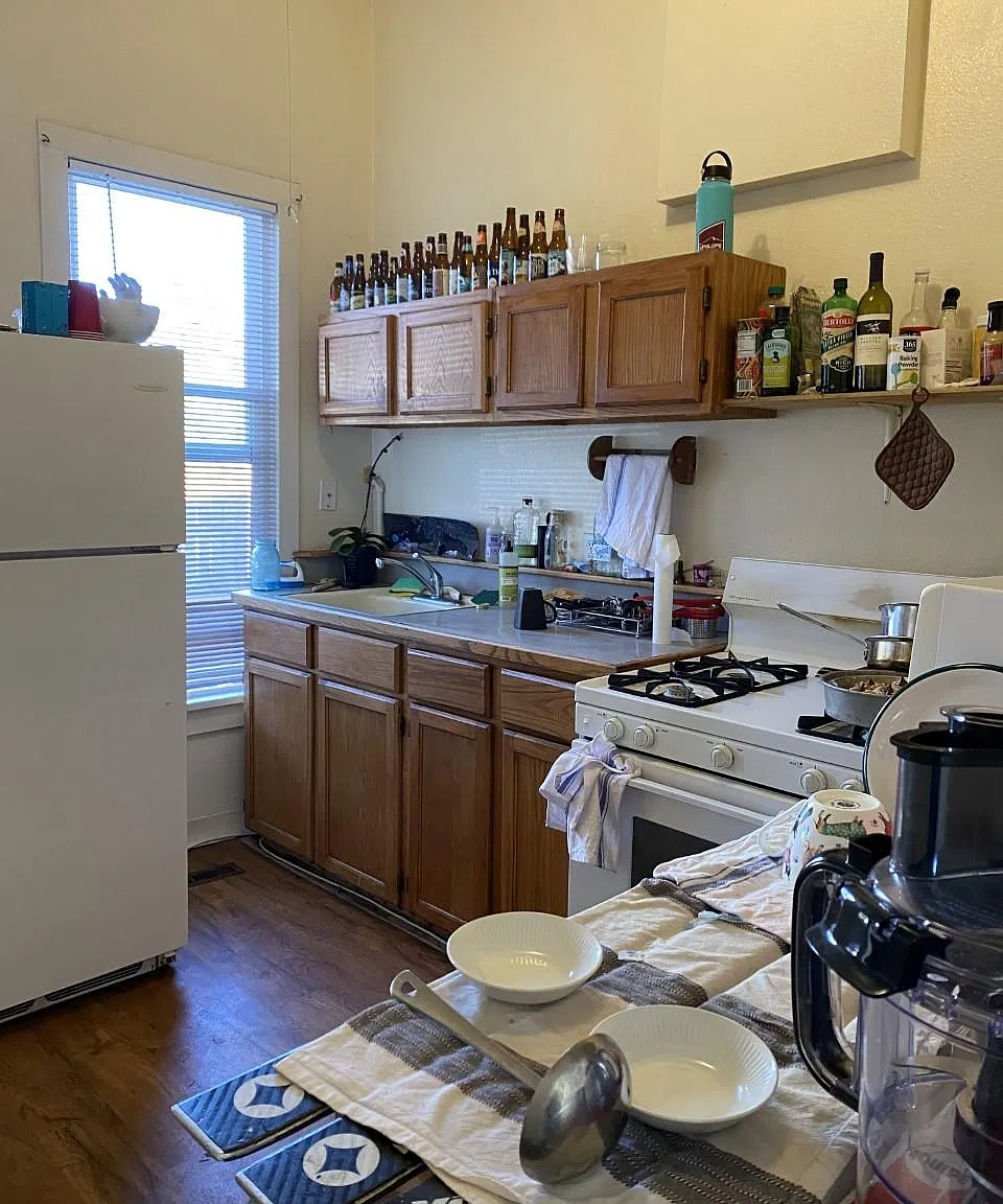 2 bed, 1085 sqft, $2,110 — Photo 3