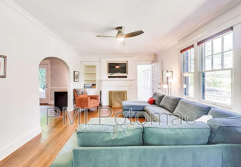 5332 Nevada Ave NW — Photo 9