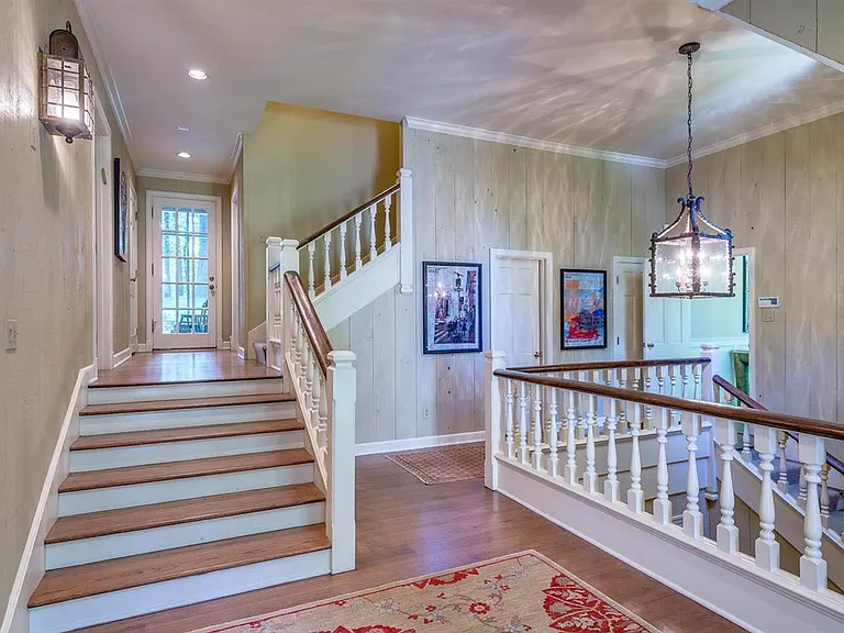 5711 Shady Grove Rd — Photo 14