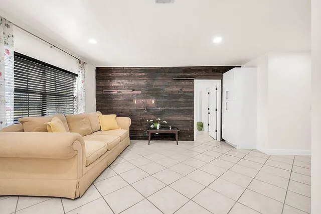 299 SW 7th St #1060 — Photo 8