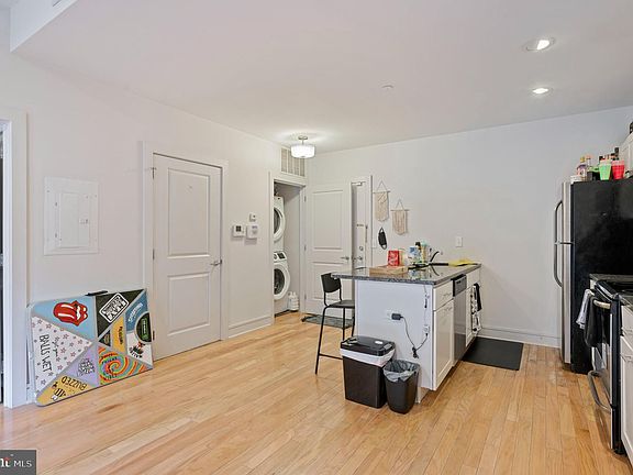 5th image of 1516 N 15th St APT 206