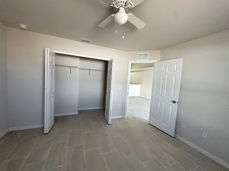 1131 NW 16th Ter #1131 — Photo 12