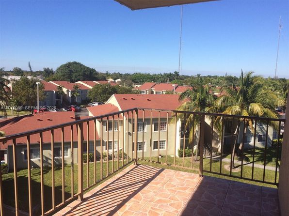 5100 SW 41st St #Penthouse 6