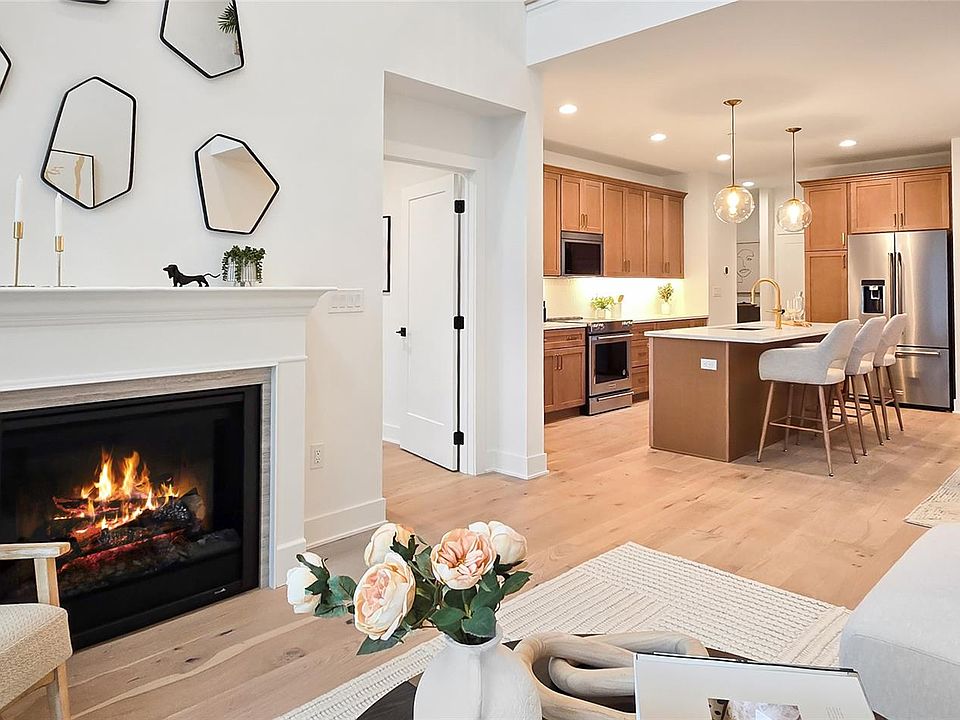 1st image of 1003 Cottage Drive #2
